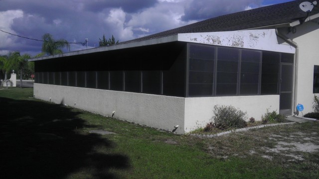 Before demolition of lanai